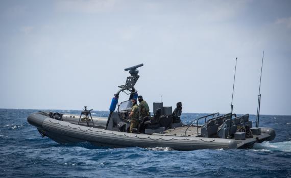 צה"ל חילץ שישה ישראלים מטביעה בלב הים