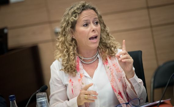 העובדה שככה אתם מגיעים ליום כיפור מטלטלת אותי