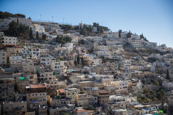 28 אישי ציבור ערבים יקבעו בעלות של קרקעות בי-ם