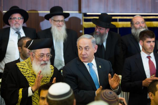 הרב עמאר לנתניהו: 'זה מה שיציל אותך מכל אויביך'