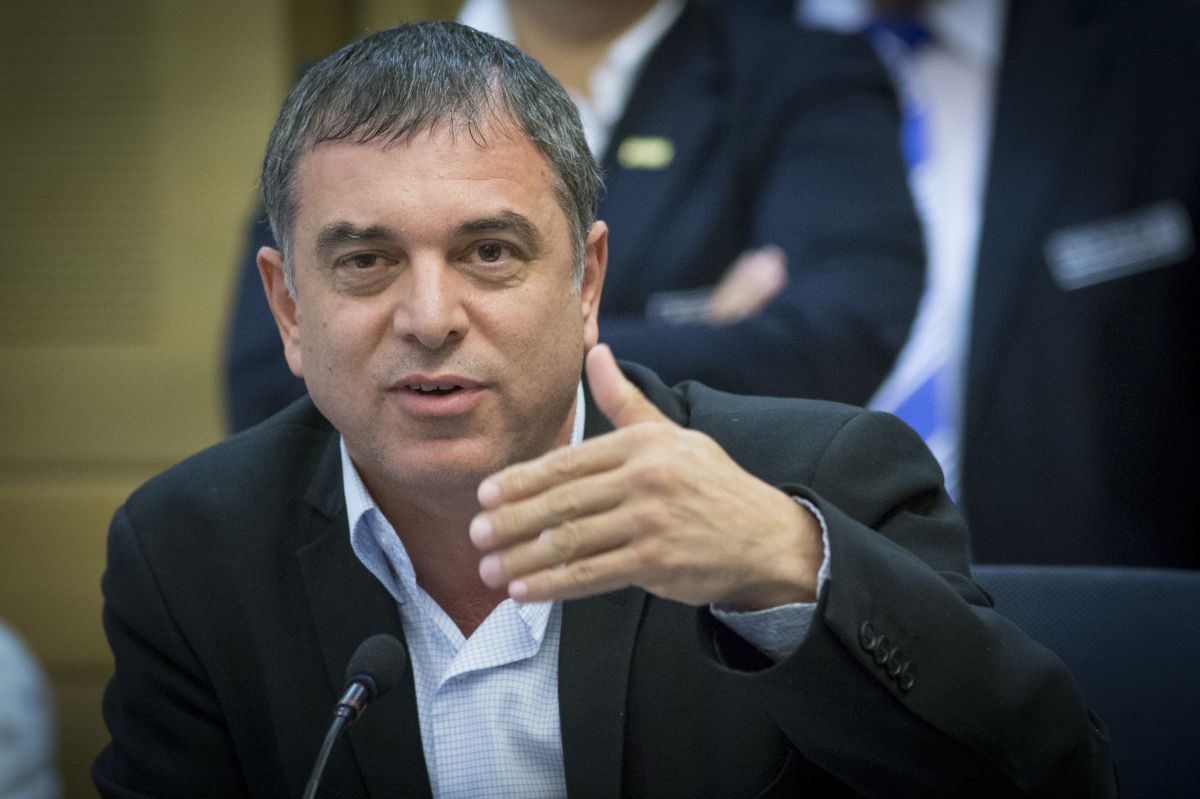 פרשת פגסוס: שלמה פילבר תובע חצי מיליון מהמדינה