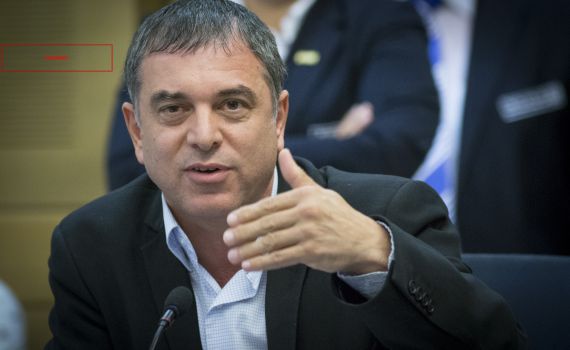 שלמה פילבר מסייע לקמפיין הבית היהודי בירושלים