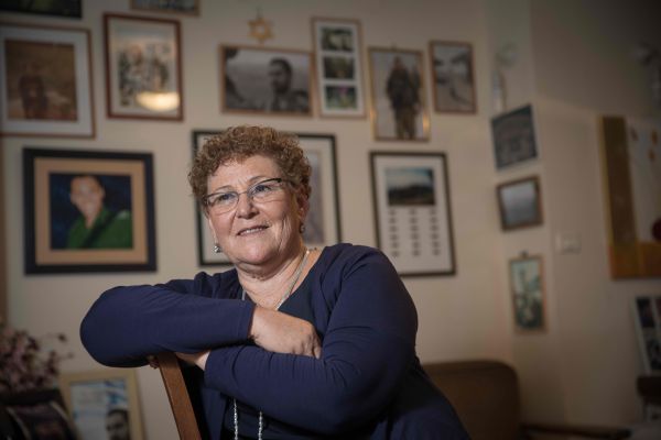 יש לכם רעיון? מרים פרץ מחפשת שם לנכדה החדשה