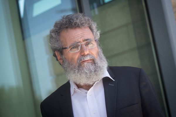 היועמ"ש השעה את חקירת הרב שעבר על החוק