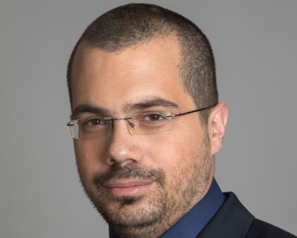 ברנז'ה: הכתב הסרוג קודם לדסק המדיני בתאגיד