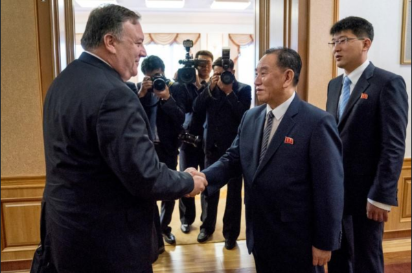 צפון קוריאה מאיימת: "נשקול מחדש את הפיוס"