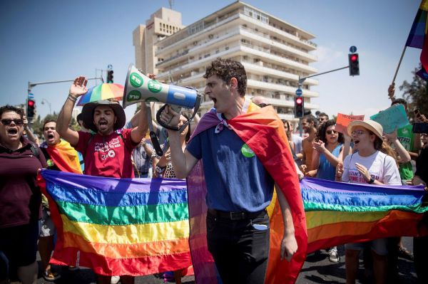 בגלל הפוסט: מרצ מאיימת על אבי סלמן