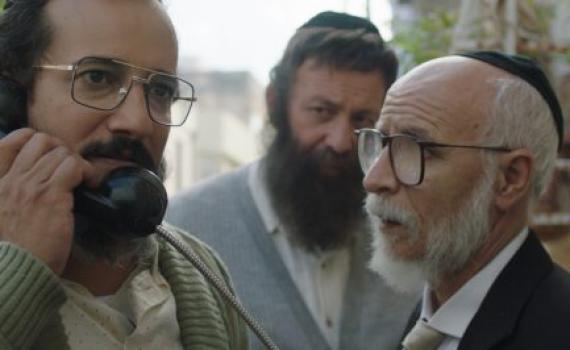 מייסד ש"ס מאיים למנוע את הקרנת 'הבלתי רשמיים'