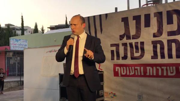 בנט: ״ישראלים נרצחים, ובחמאס מחלקים סוכריות"