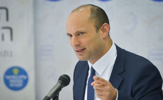 בנט מגיב לטראמפ: "לא תקום מדינה פלסטינית"