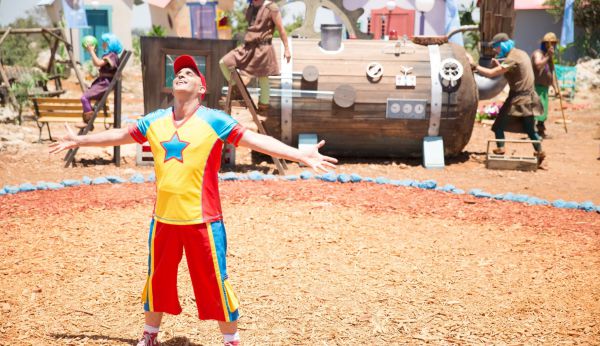 גיבור בעננים• יובל המבולבל הציל את השומרון?