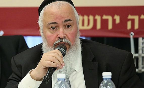 שוחד בחירות: כתב אישום נגד ראש מועצת עמנואל