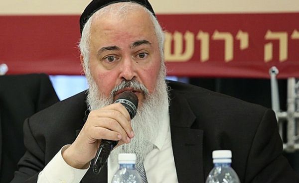 שוחד בחירות: כתב אישום נגד ראש מועצת עמנואל