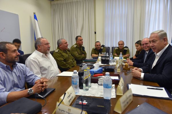 בצל הביקורת נגד הפסקת אש: הקבינט יתכנס אחה"צ