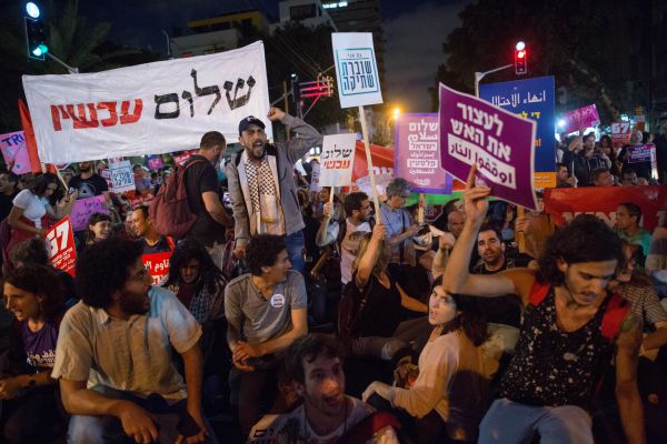 איומי התביעה עבדו; בשלום עכשיו התנצלו בפני ריקלין