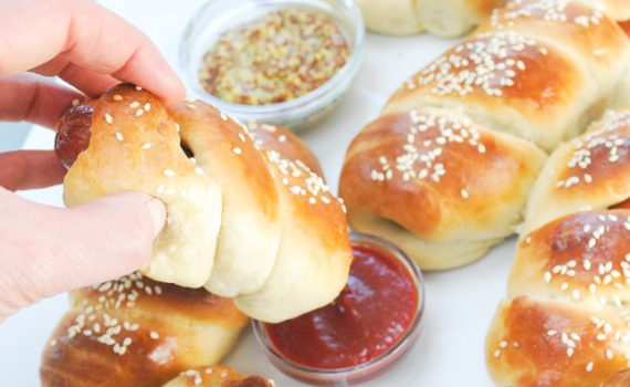 אופים חופש עם הילדים: מתכון ללחמנייה עם הפתעה