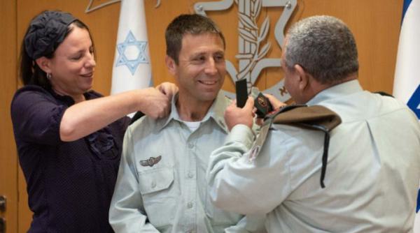 הקצין הסרוג אבי בלוט הועלה לדרגת תת- אלוף