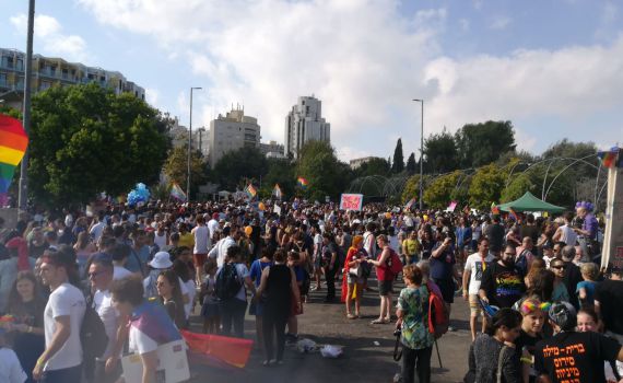 מצעד הגאווה בירושלים: נפגעים בעימות עם שוטרים