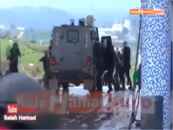 עונש מגוחך לפורע שסקל חיילים שישבו בג'יפ. צפו בתיעוד