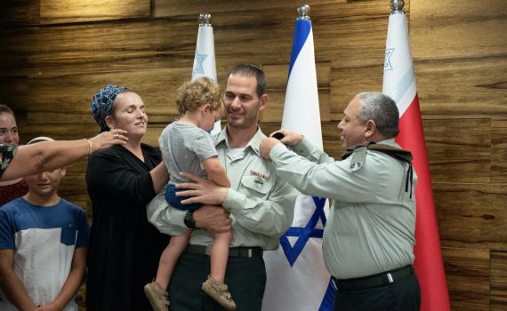 כבוד למגזר: נריה ישורון הועלה לדרגת אל"מ