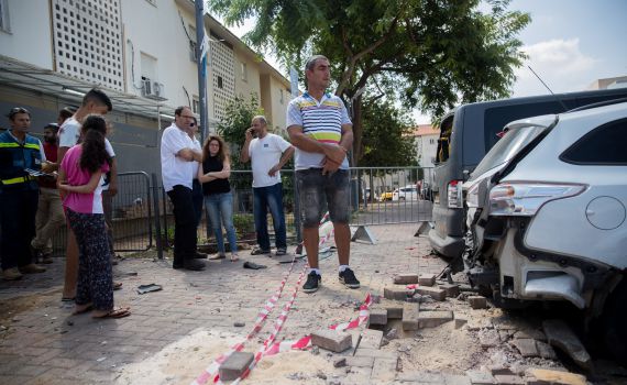 נגד הפסקת אש: מאות תושבי עוטף עזה הפגינו בת"א
