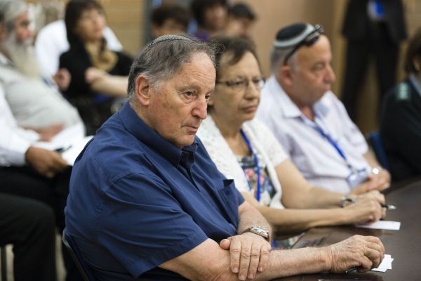 פתיחת הלימודים בסכנה: ארז הכריז על סכסוך עבודה