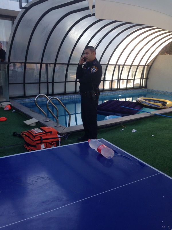 טרגדיה בחופשה: נפטרה בת 5 שטבעה בבריכה בצפון