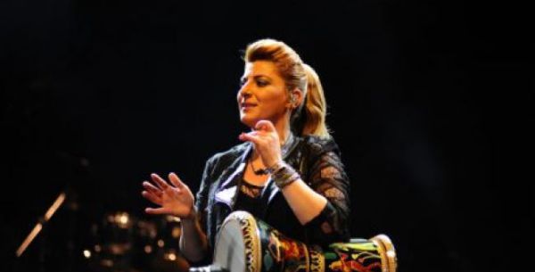 "זמרת עכורה": חברון נגד הופעתה של שרית חדד