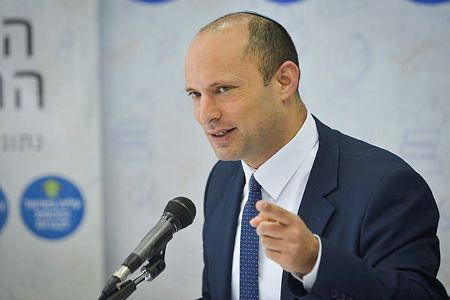 בנט משיב אש: "דבריו של לאודר מגוחכים וחצופים"