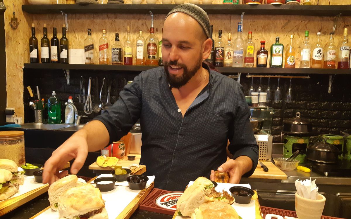 לחם הבשר של יהוידע נזרי| ביקורת מסעדות