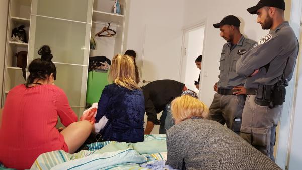 זעזוע: נחשפה רשת שעסקה בסחר נשים