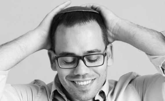 מקדיש לאביב או אייל? מתי שריקי משיק סינגל חדש