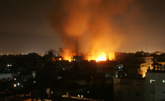 מטח רקטות: בית נפגע בשדרות, צה"ל תקף בעזה