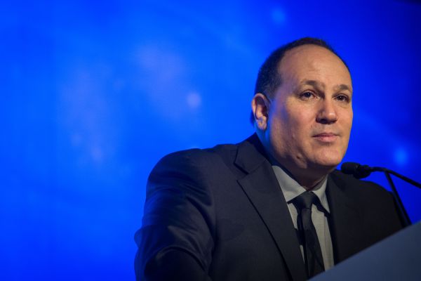 אחרי 26 שנה: רון ירון עוזב את ידיעות אחרונות