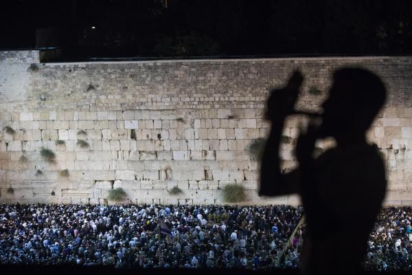 מתי אומרים סליחות? הלכות חודש אלול לפי כל העדות