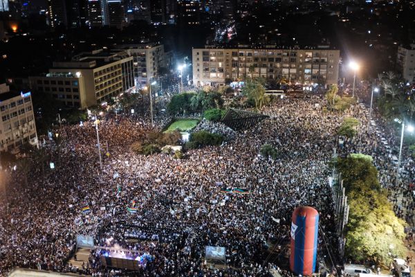 גלריה: הפגנת הדרוזים נגד חוק הלאום בכיכר רבין