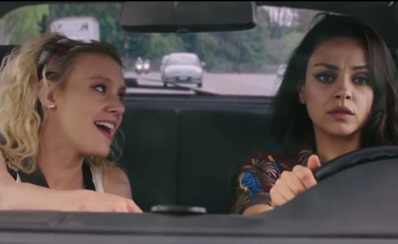 המרגל שזרק אותי • בוטה, מצחיק, מופרע ומדמם