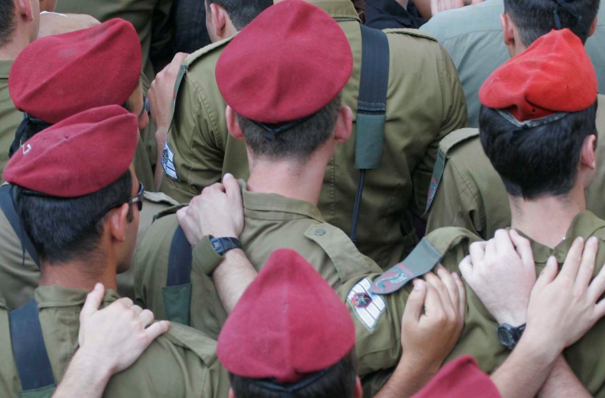 בצה"ל מודים: המפקד אישר לחיילים להפנות את המבט