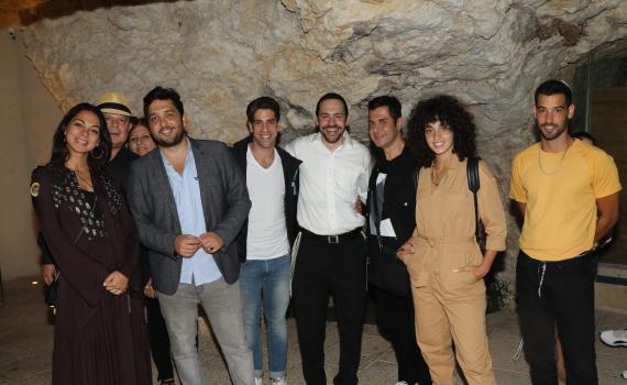 מרגש: כך החליטו הסלבס להתחבר לאלול• צפו