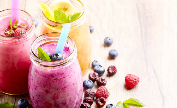 קיץ שלם בכוס: 4 רעיונות לשייקים בריאים ומרעננים