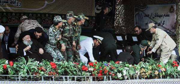 במהלך מצעד צבאי: 29 הרוגים בפיגוע ירי באיראן