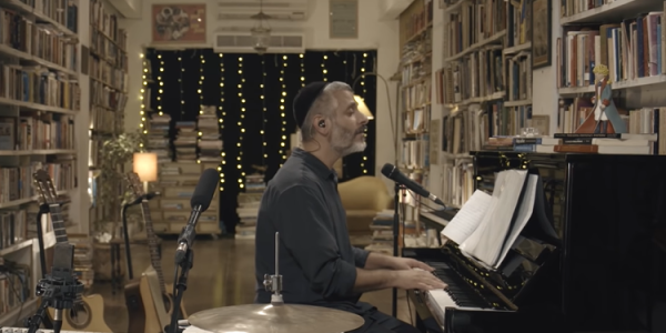 צפו: אביתר בנאי חושף את שיר המחאה היחיד שכתב