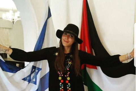 לאחר הסערה: הרב שגייר את הזמרת מגיב לראשונה