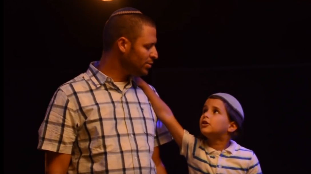 "אחת שאלתי": משפחת נחושתן בביצוע מרגש לאלול