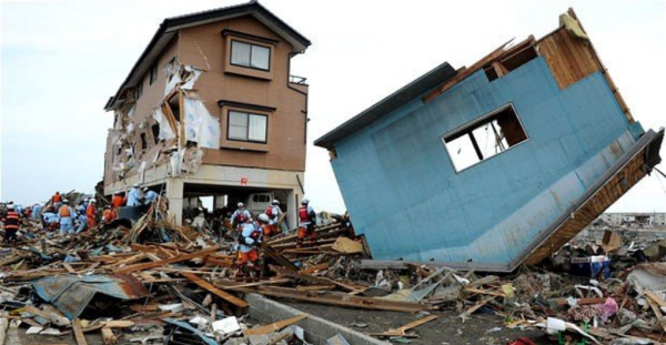 טרגדיה: לפחות 20 הרוגים בסדרת אסונות ביפן