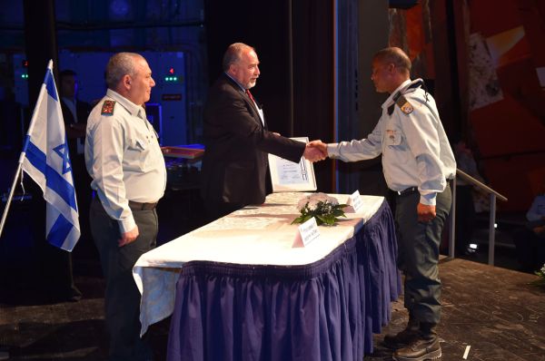 ליברמן: "נצליח לעמוד מול כל איום – בדרום ובצפון"