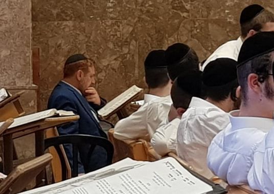 ברנז'ה: אורח מפתיע בישיבת פוניבז'