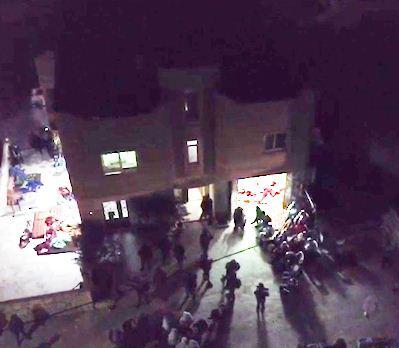 צפו: עשרות לוחמים פשטו על בית המחבל