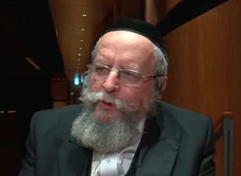 "הרופא של המדינה" מתעקש: אני אדם רגיל. צפו