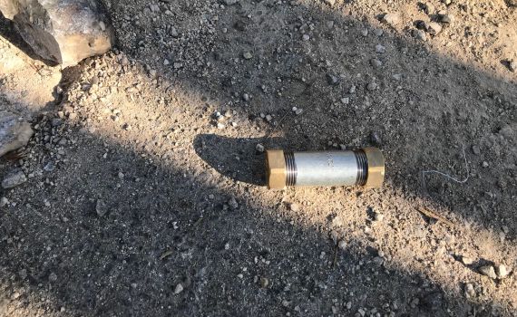 מטען צינור התפוצץ בפתח בסיס מג"ב באבו דיס; אין נפגעים